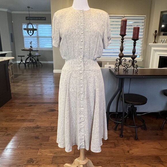 Liz Claiborne Dresses & Skirts - Liz Claiborne Dress 8 Petite VTG 90's Shoulder Pads Button Front Wide Waistband